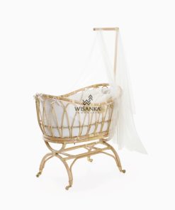Lomy Rattan Crib with wheels