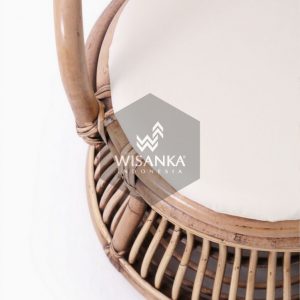 Tiara rattan kids chair detail