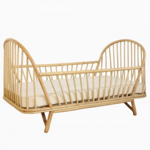 Loly Rattan Baby Cot