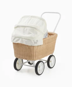 Mero rattan doll pram