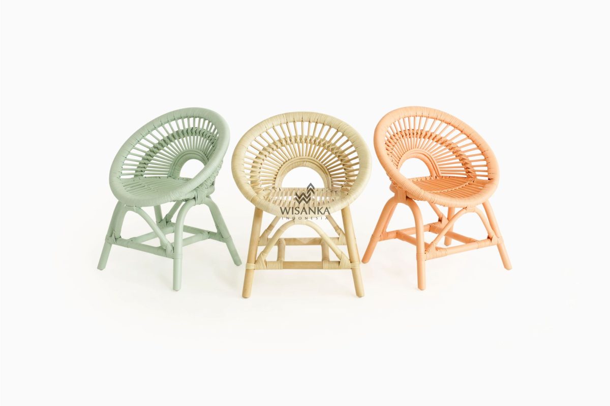 Children's rattan chair for bhirtday party