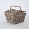 Kava Picnic Basket – Perspective close